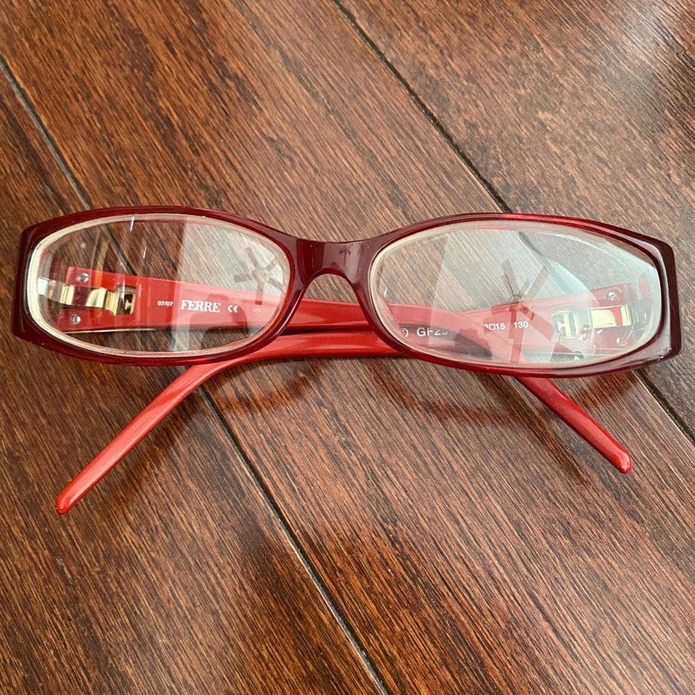 Ferre Designer Red Glasses